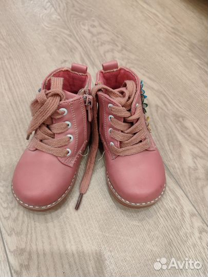 Ботинки для девочки