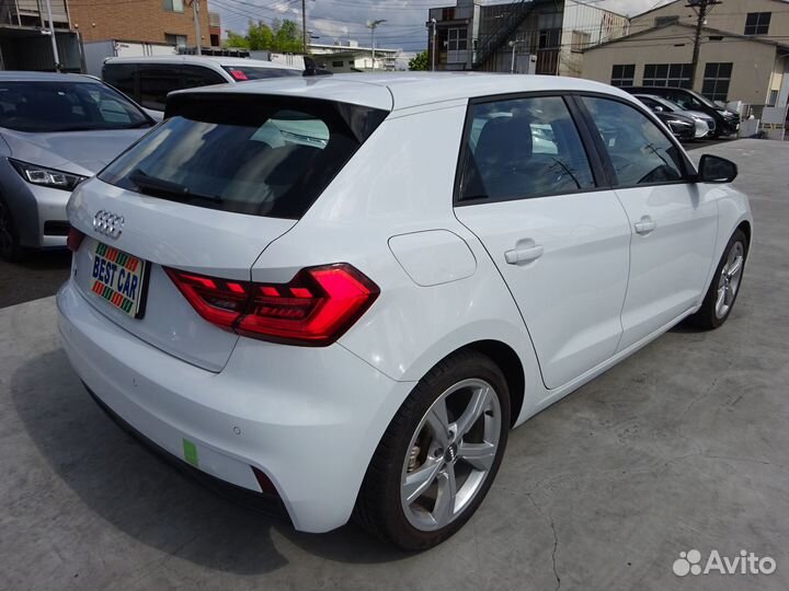 Audi A1 1.5 AMT, 2020, 5 000 км