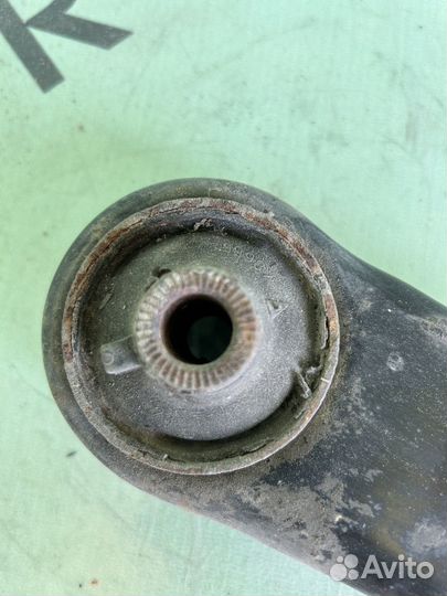 Рычаг передний правый toyota rav 4 xa20