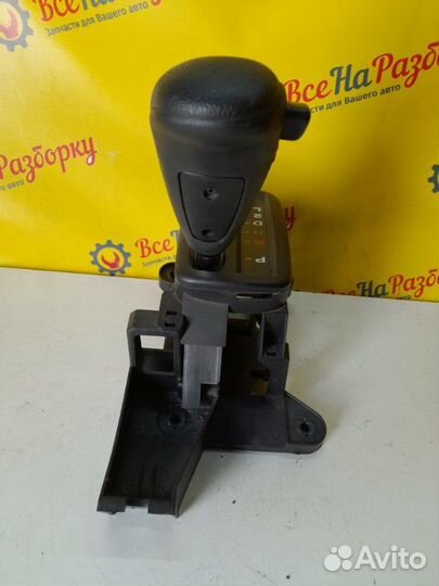 Селектор АКПП Hyundai Elantra седан G4ED 2008