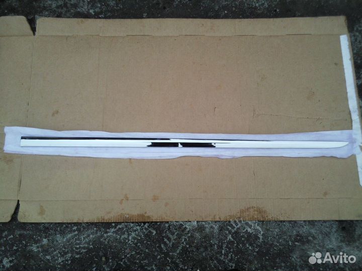 Молдинг перед правой двери Аналог Nissan Teana J32