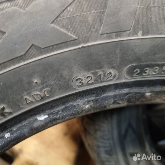 Maxxis Premitra Ice 5 SUV / SP5 225/65 R17