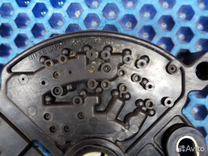 Датчик положения селектора АКПП Mitsubishi