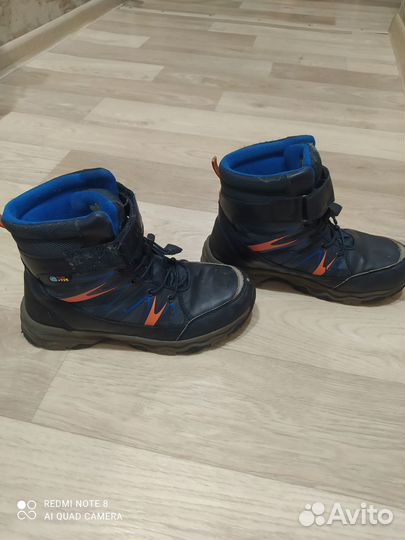Зимние ботинки для мальчика 36р