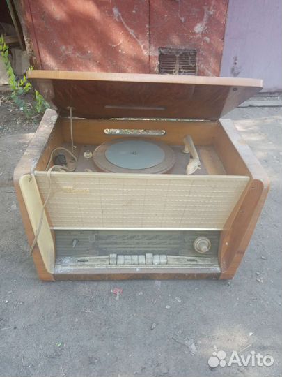 Радиола Латвия