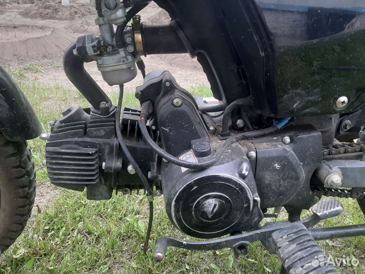 Продаю мопед