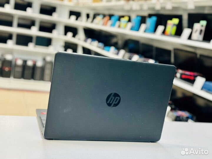 HP 15.6 IPS Full HD / Athlon Gold 3150U / 8G / SSD