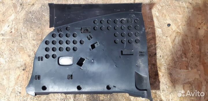 Накладка под бардачком Mercedes-Benz E-Class (W212