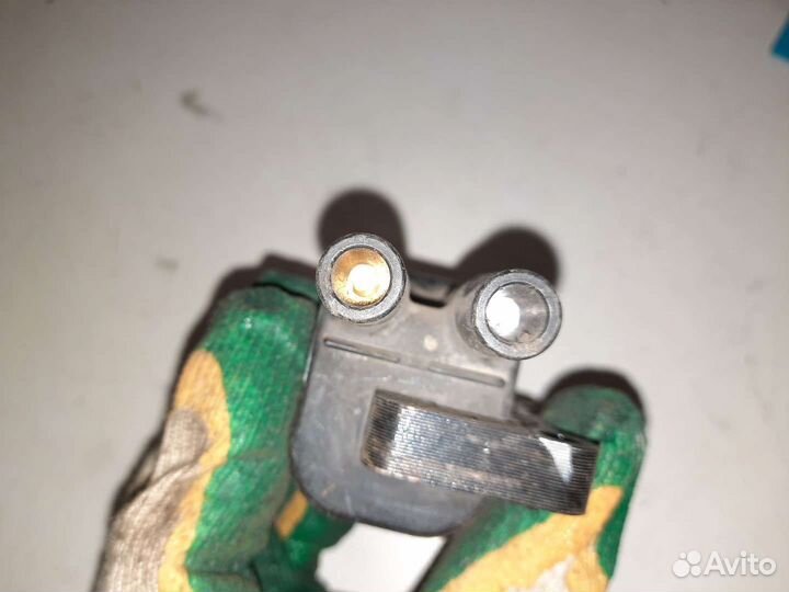 Катушка зажигания Mitsubishi Pajero 4, лев. и пр