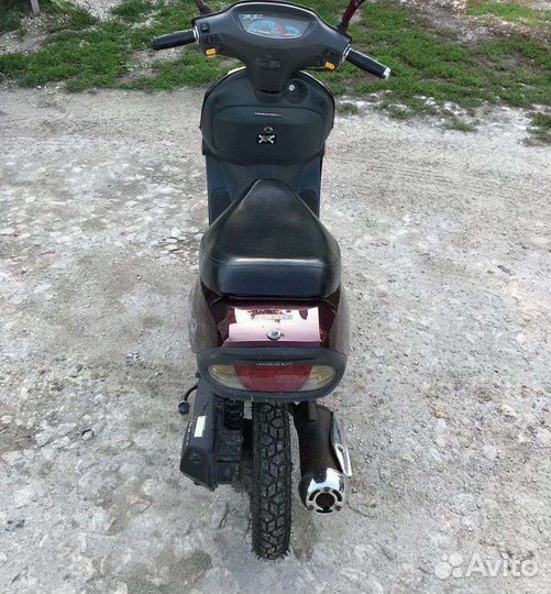 Скутер Lifan