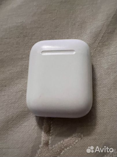 Беспроводные наушники apple airpods 1