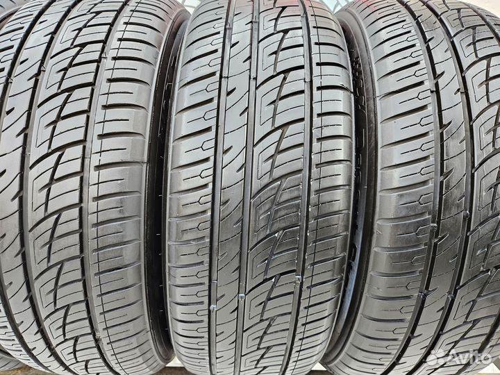 Delinte DS8 Desert Storm II 225/55 R19 99H