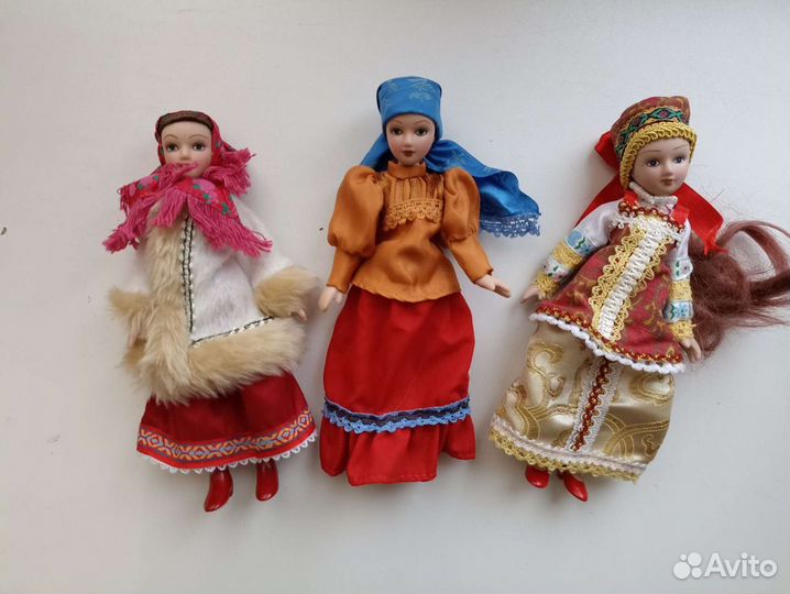 Кукла фарфоровая коллекционная