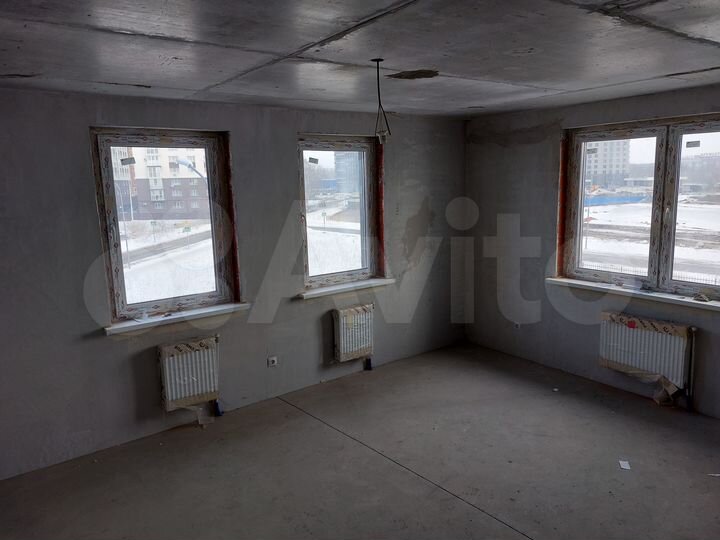 3-к. квартира, 79 м², 3/25 эт.