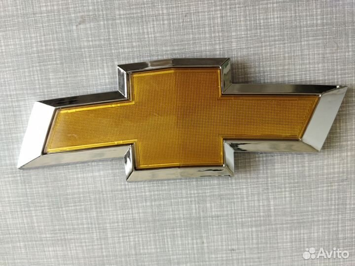 Эмблема Шевроле Круз