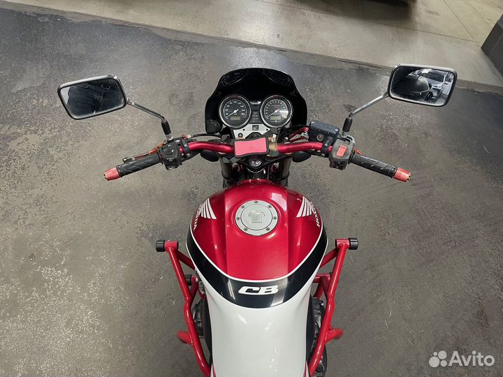 Honda CB 400 Super Four, 2009