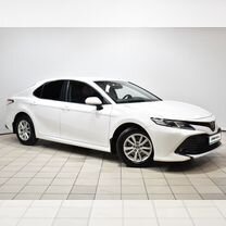 Toyota Camry 2.5 AT, 2020, 55 700 км, с пробегом, цена 2 980 000 руб.