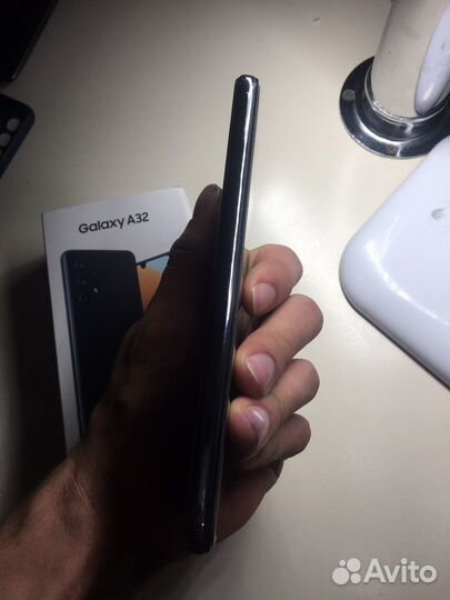 Samsung Galaxy A32, 4/64 ГБ