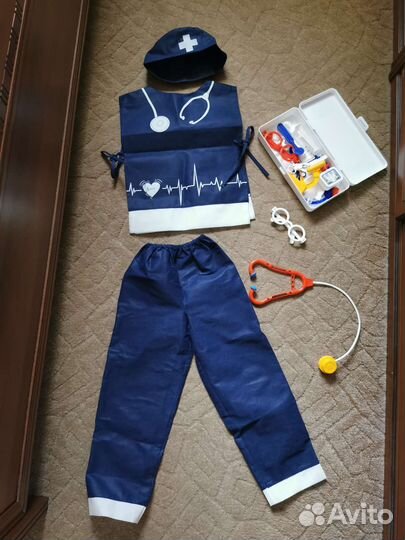 Детский медицинский набор и костюм