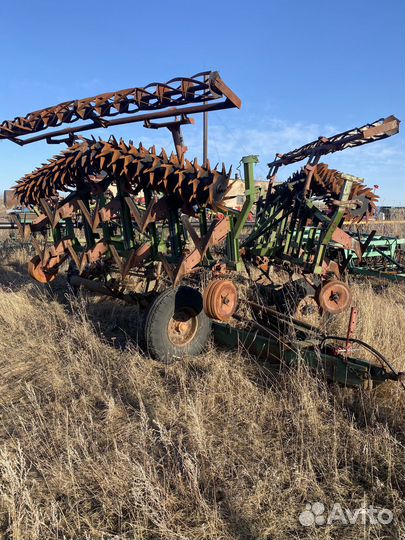 Культиватор плоскорезный игольчато-ротарный