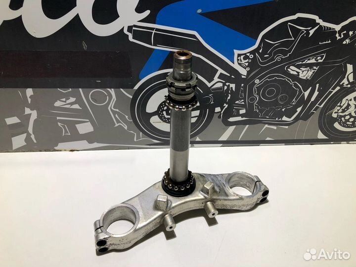 Нижняя траверса Yamaha YZF 1000 R Thunderace