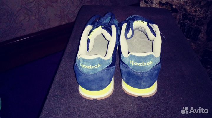 Продам кроссовки Reebok