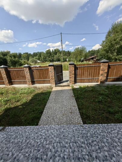 Дом 166 м² на участке 8 сот.