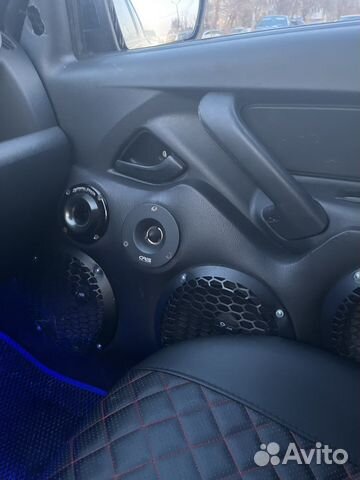 Комплект музыки в машину