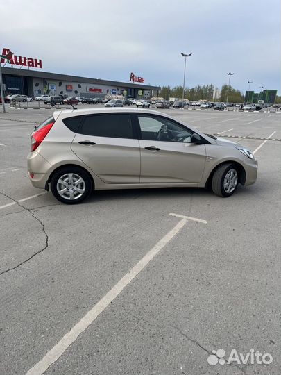 Hyundai Solaris 1.6 AT, 2011, 138 000 км