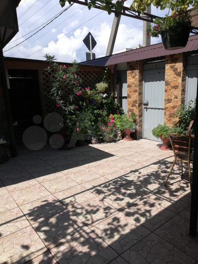 Дом 406,5 м² на участке 4,3 сот.