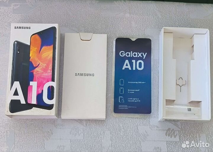 Samsung Galaxy A10, 2/32 ГБ