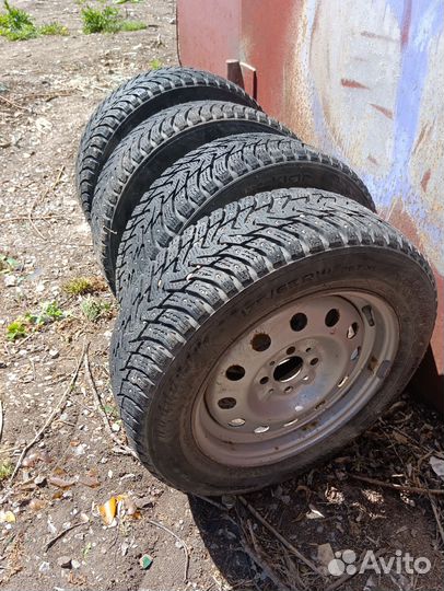 Nokian Tyres Hakkapeliitta 8 175/65 R14 86T