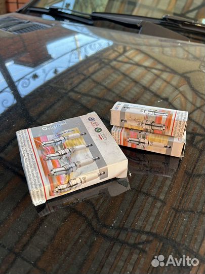 Свечи зажигания ngk VAG 101 905 606 A (izkr7B)