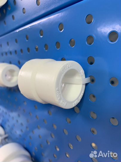 PP-R Муфта переходная нв Белая 32-20 мм