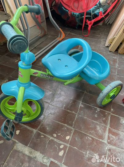 Детский велосипед бу трех колесный
