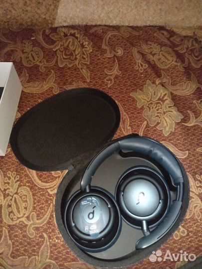 Bluetooth-гарнитура Anker Soundcore Q35