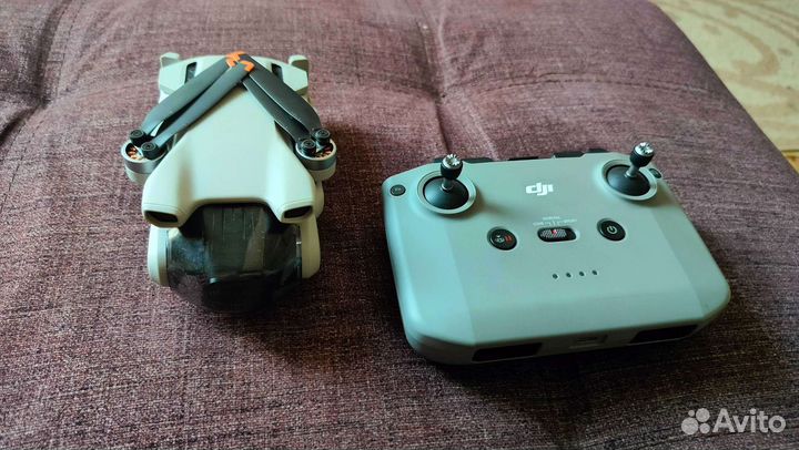 Дрон квадрокоптер