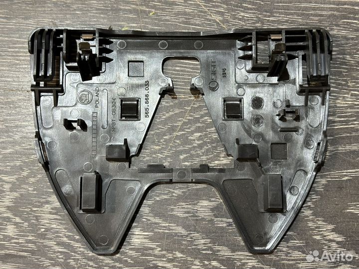 Кронштейн камеры лобовика kodiaq