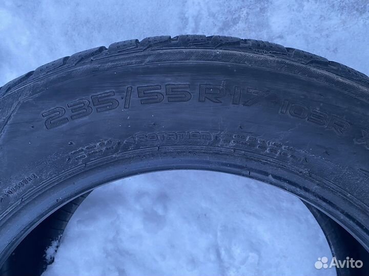 Nokian Tyres Hakkapeliitta R2 235/55 R17 103R