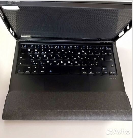 Беспроводная клавиатура для айпэда