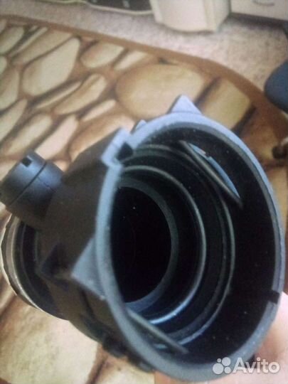 Патрубок радиатора нижний Audi