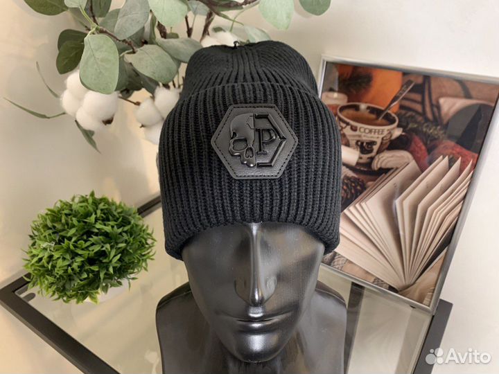 Шапка Philipp Plein с металлическим черепом