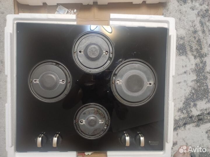 Газовая варочная панель Hotpoint Ariston