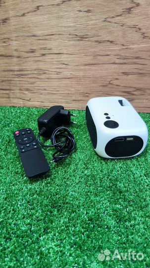 Проэктор Beverni SMART Mini Projector (A)