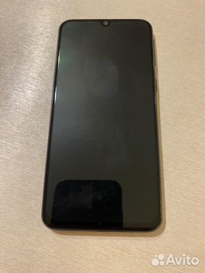 Samsung Galaxy A40, 4/64 ГБ