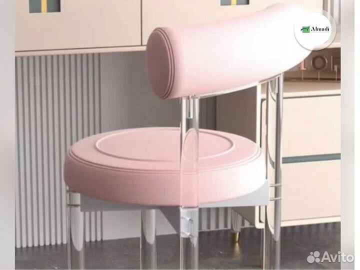 Стул для макияжа