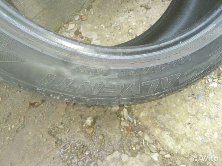 Zeta Alventi 235/45 R18