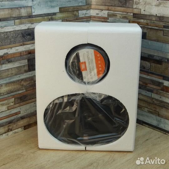 Автомобильные динамики JBL GTO963(6X9)