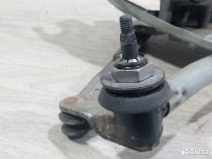 Трапеция стеклоочистителей Renault Duster