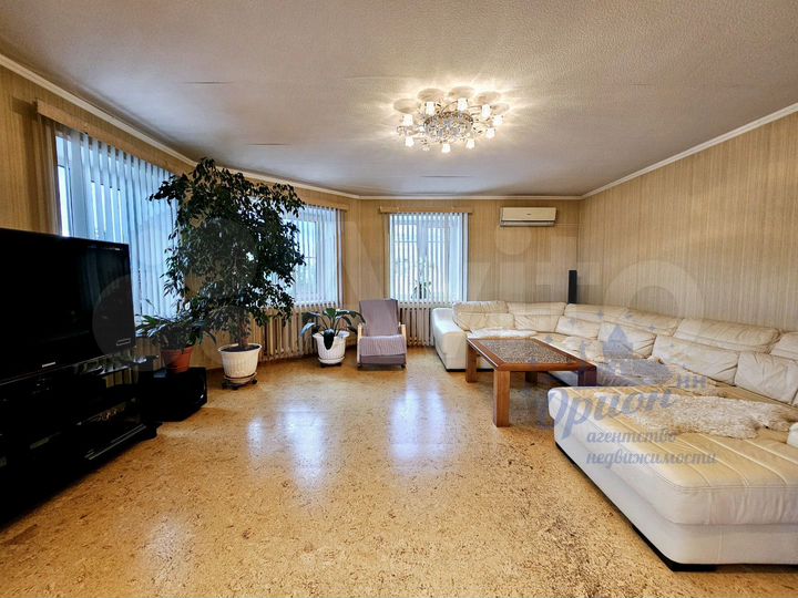 3-к. квартира, 95,7 м², 5/5 эт.